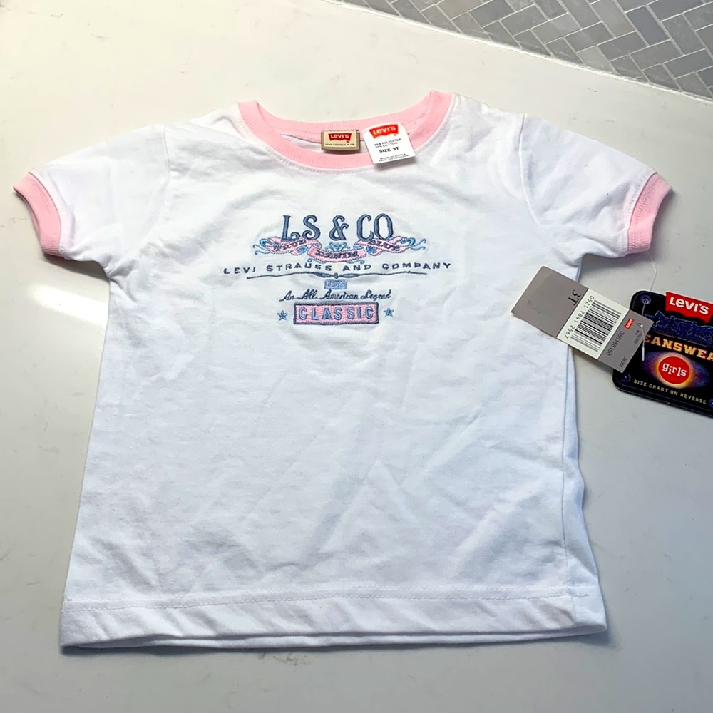 Levi’s classic original embroidered T-shirt vintage collection size 3T NWT